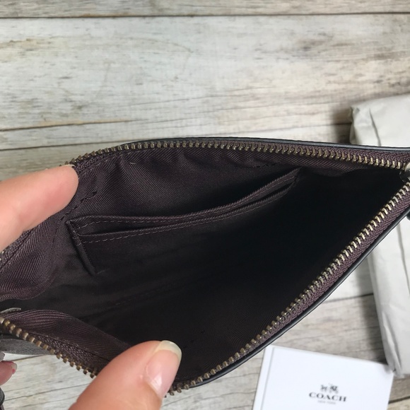 Coach Floral Wristlet (NWT) - Picture 3 of 6